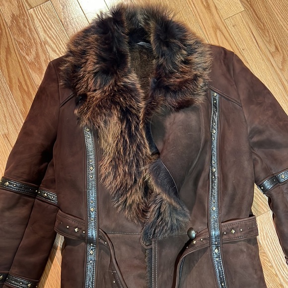 Rizal rich brown shearling coat. Size 34 fits like a true small - Picture 5 of 13
